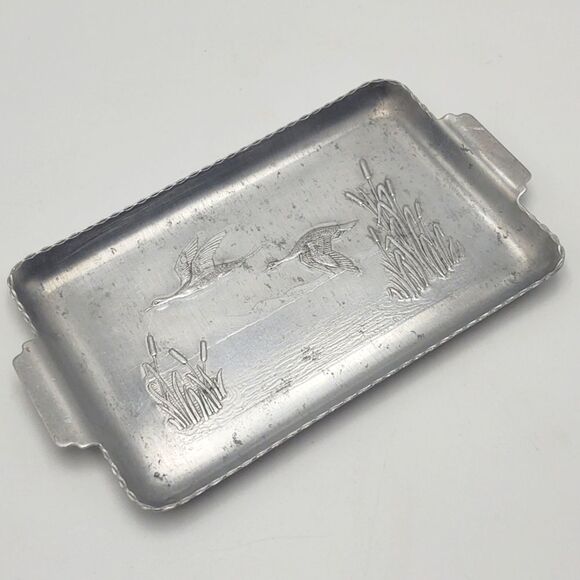 Vintage Duck / Goose Aluminum Tip Tray - Picture 4 of 4